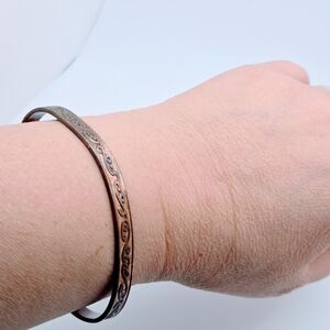 Chic Copper Bangle with Engraved Design Magnetic